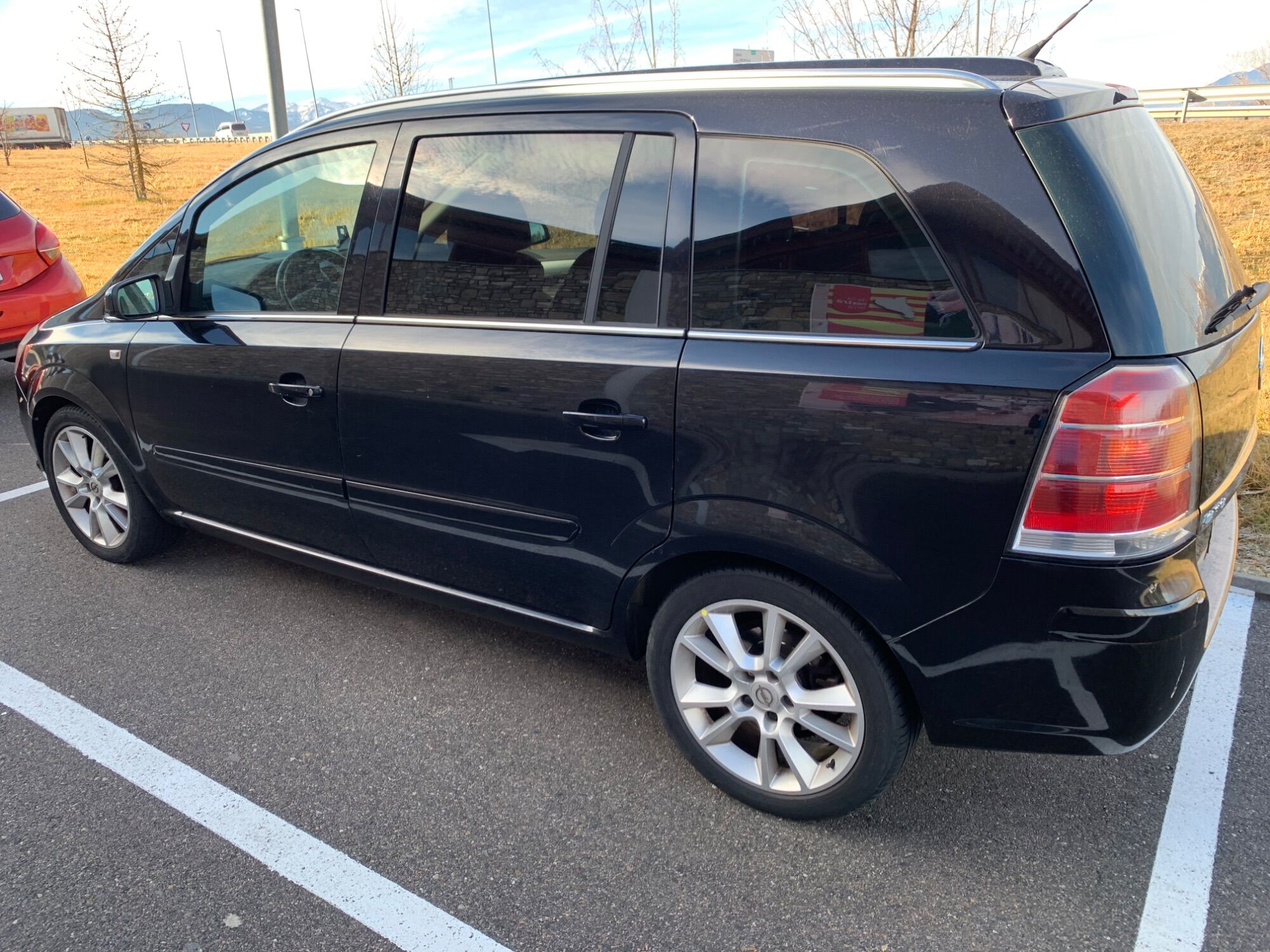 Foto del OPEL Zafira 1.9CDTi Cosmo Aut. 120