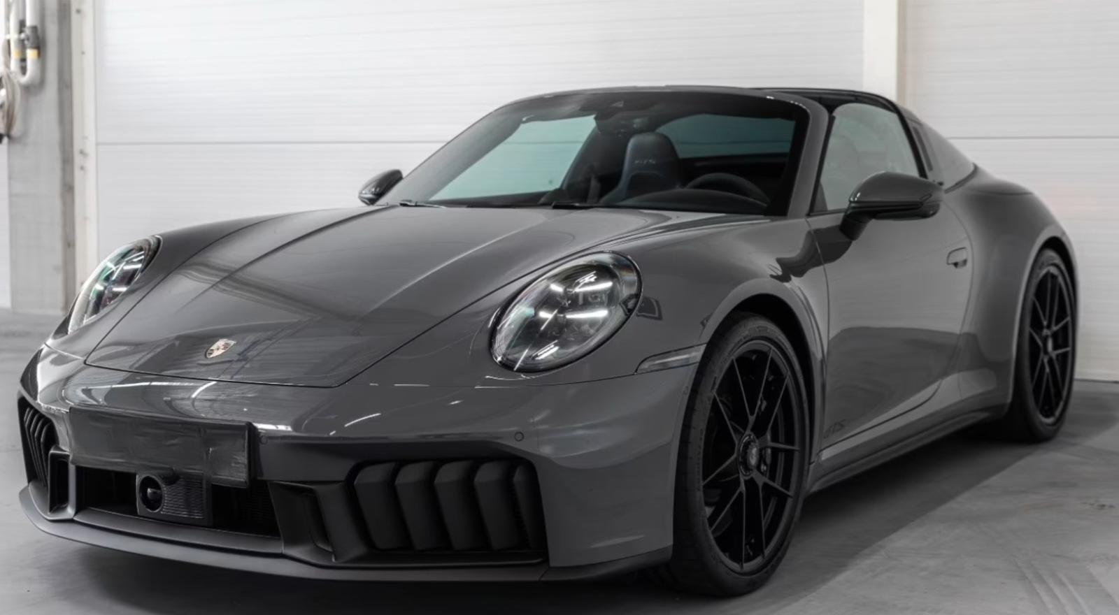 PORSCHE 911 (Targa 4 GTS) en Barcelona