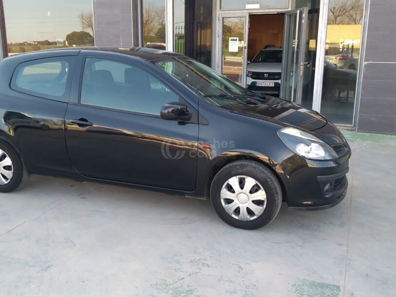 Foto del RENAULT Clio 1.5DCI Confort Dynamique 85