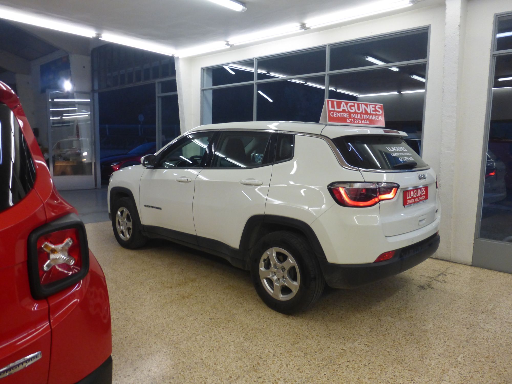 Foto del JEEP Compass 1.3 Gse T4 Longitude 4x2 130