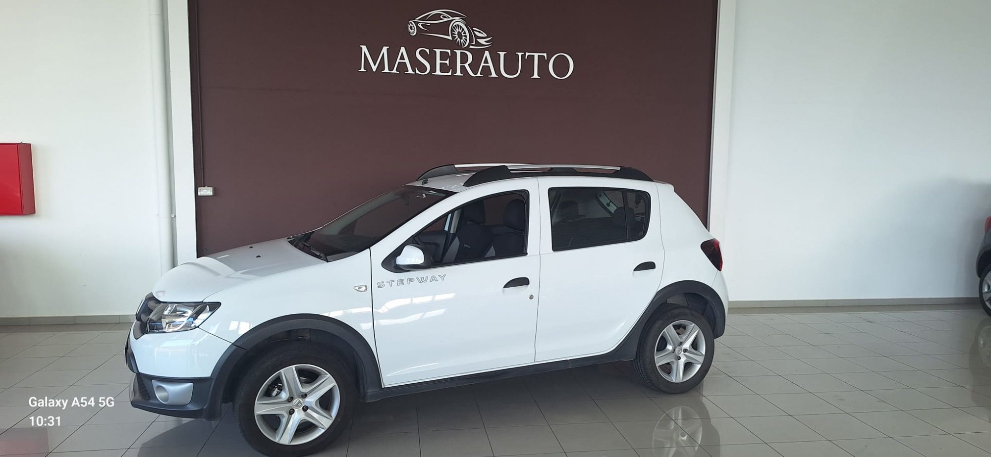 DACIA Sandero (0.9 TCE Stepway 90) en Badajoz
