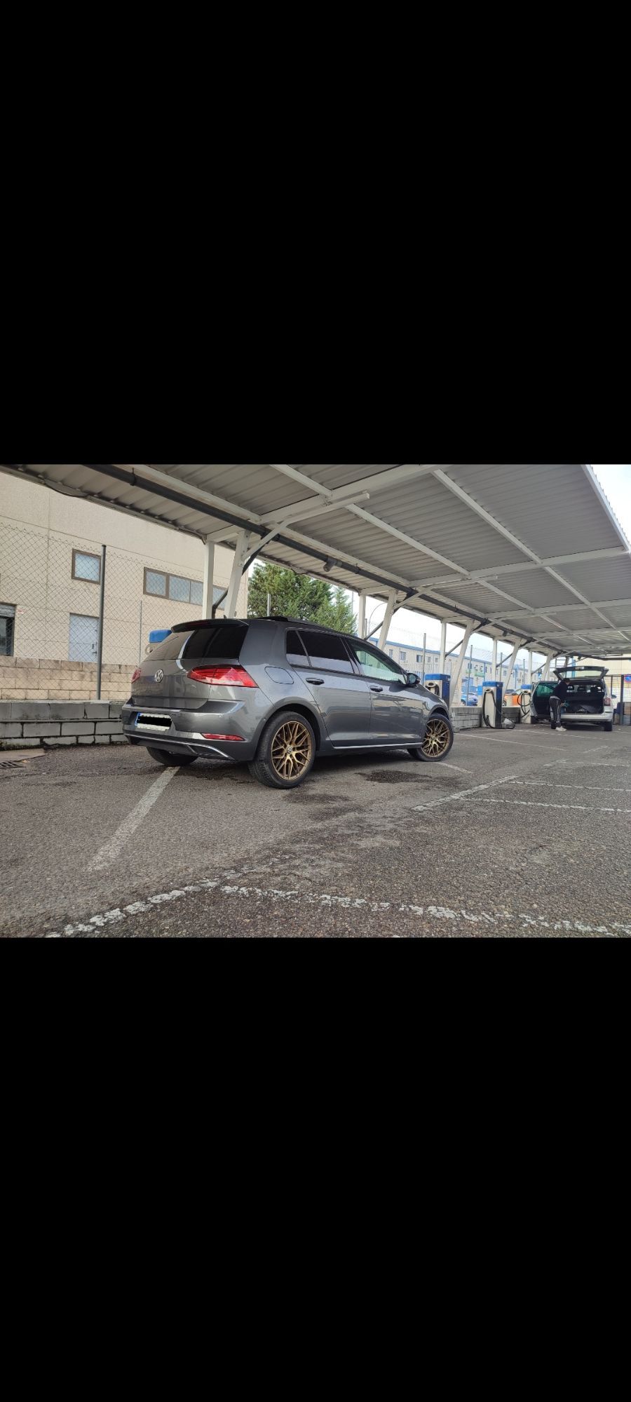 Foto del VOLKSWAGEN Golf 1.6TDI Advance 85kW