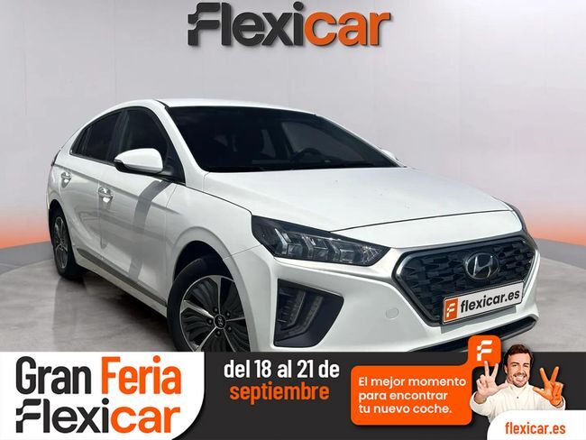 HYUNDAI Ioniq (1.6 GDI PHEV Tecno DT) en Cádiz
