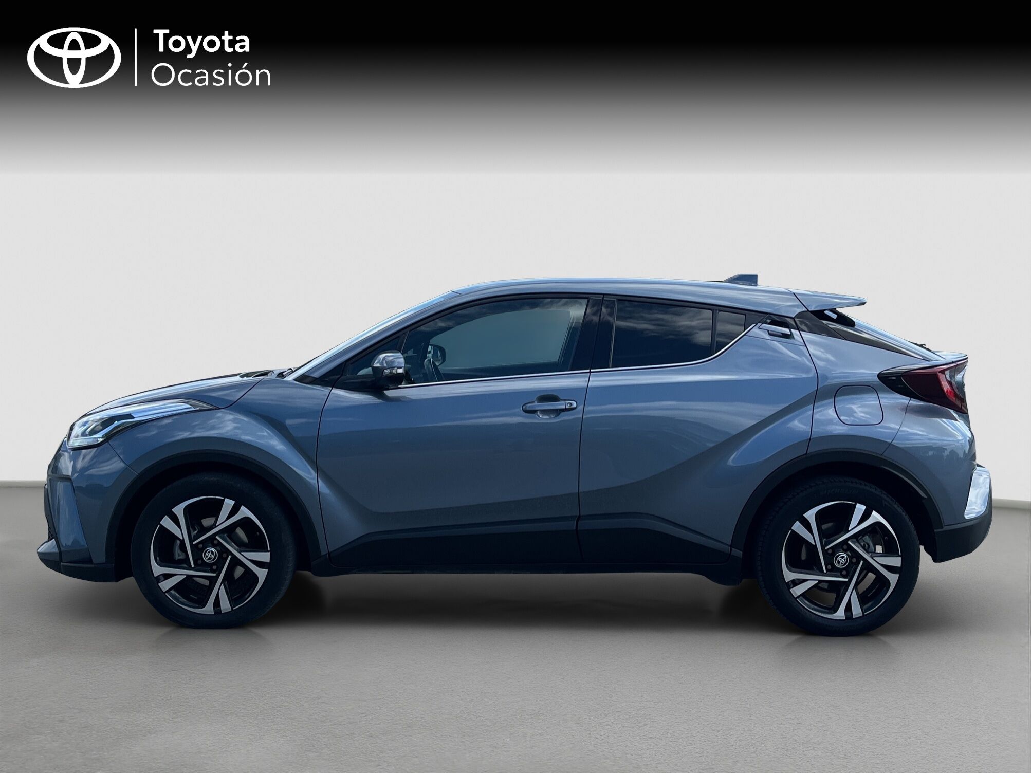 Foto del TOYOTA C-HR 180H Advance