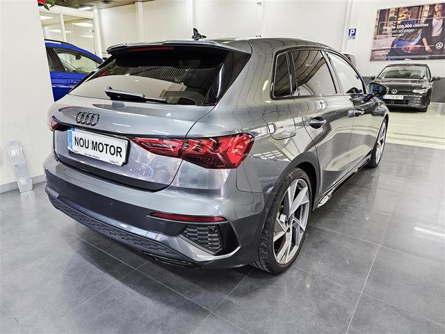 Foto del AUDI A3 Sportback 35 TFSI Black line S tronic