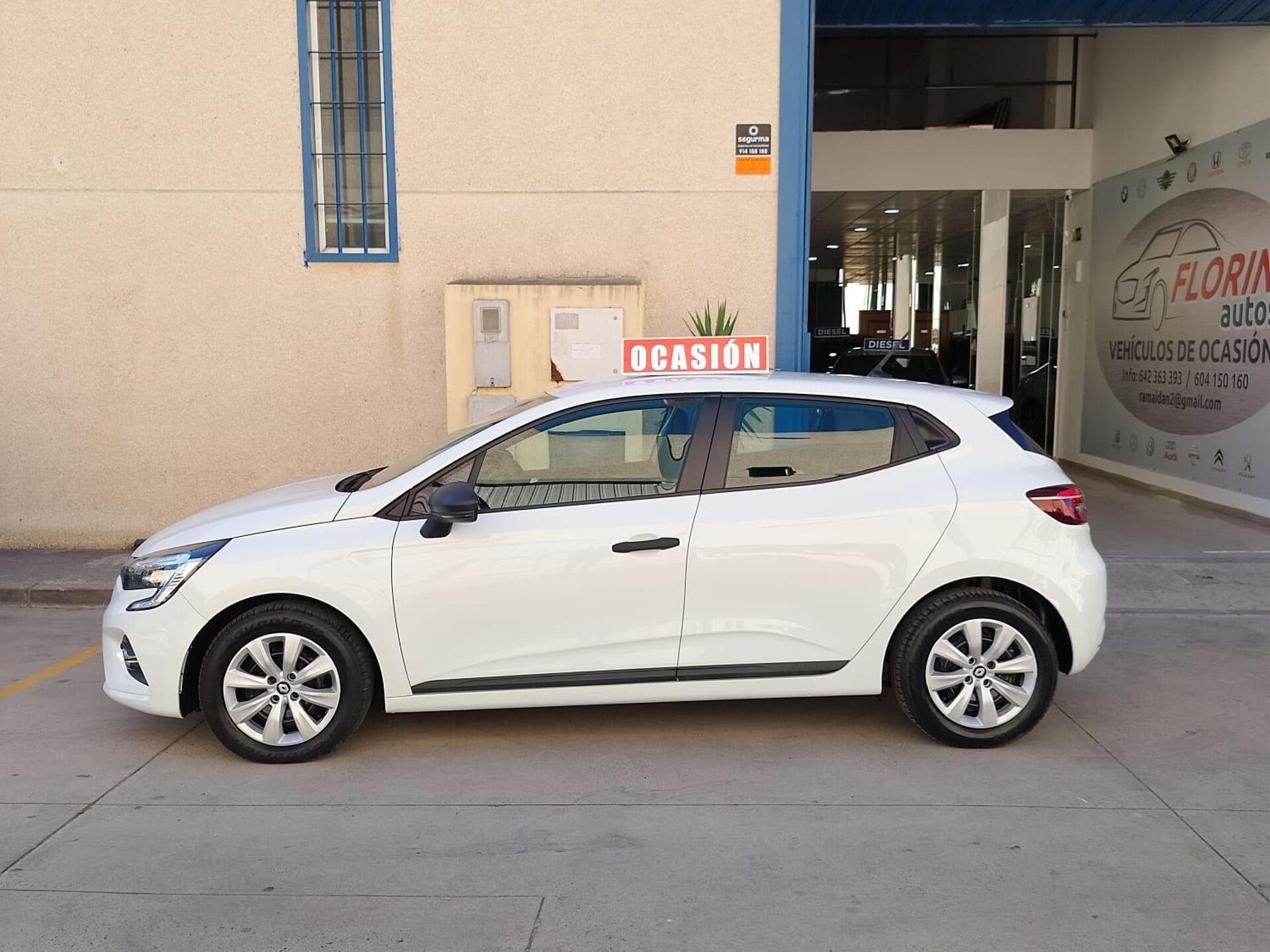 Imagen 3 de RENAULT Clio