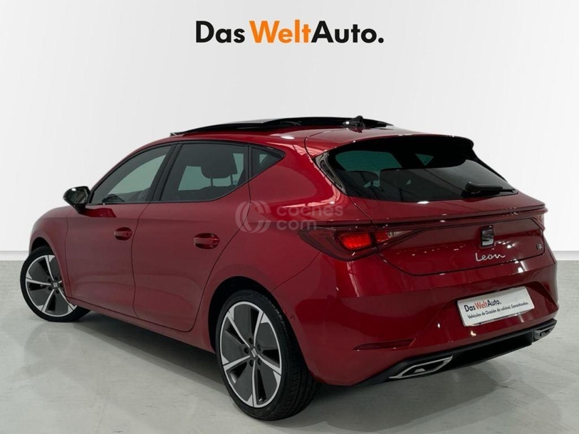 Foto del SEAT León 1.5 eTSI S&S FR DSG-7 150