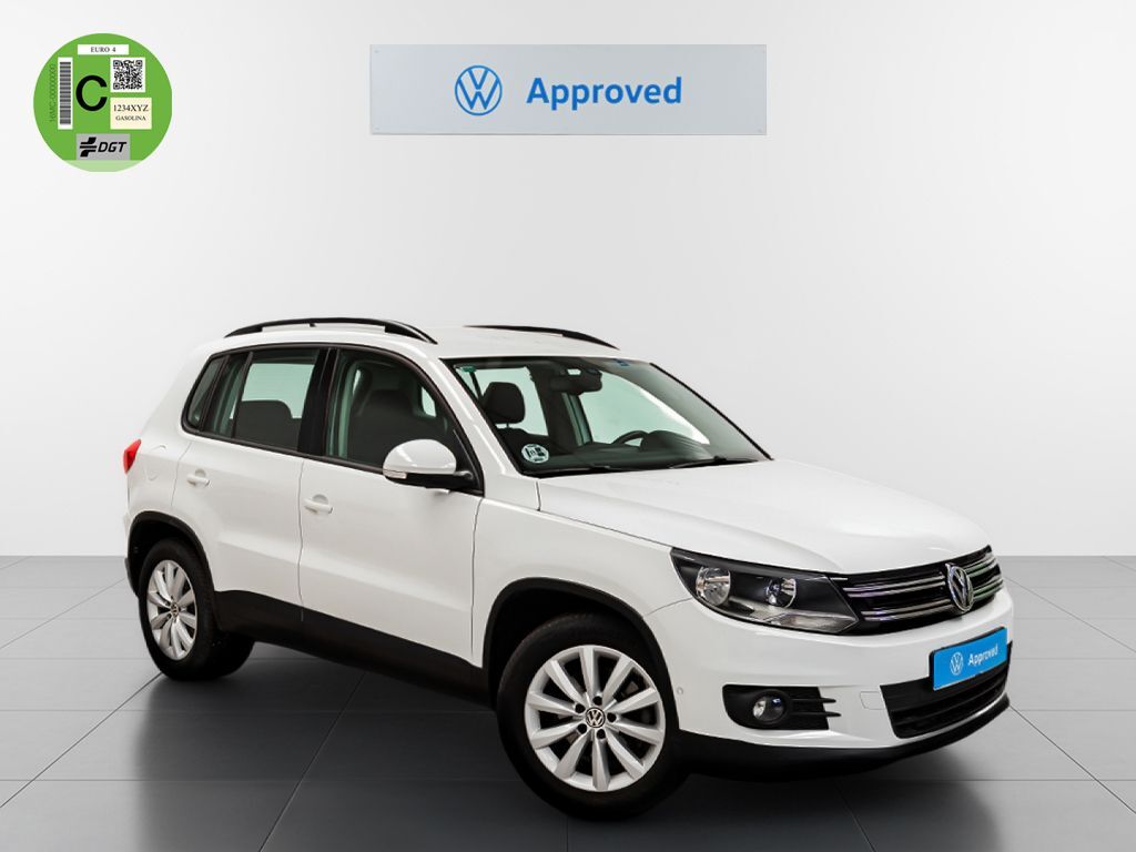 VOLKSWAGEN Tiguan (2.0TDI BMT Cross 4x2 110) en Madrid