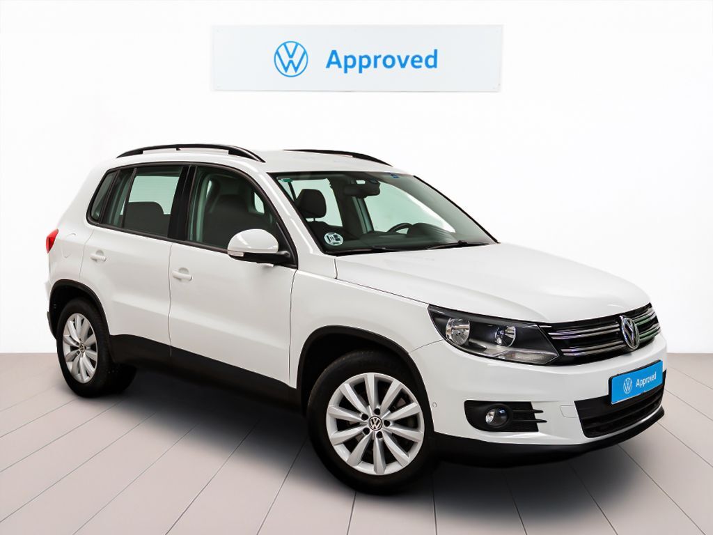VOLKSWAGEN Tiguan (2.0TDI BMT Cross 4x2 110) en Madrid