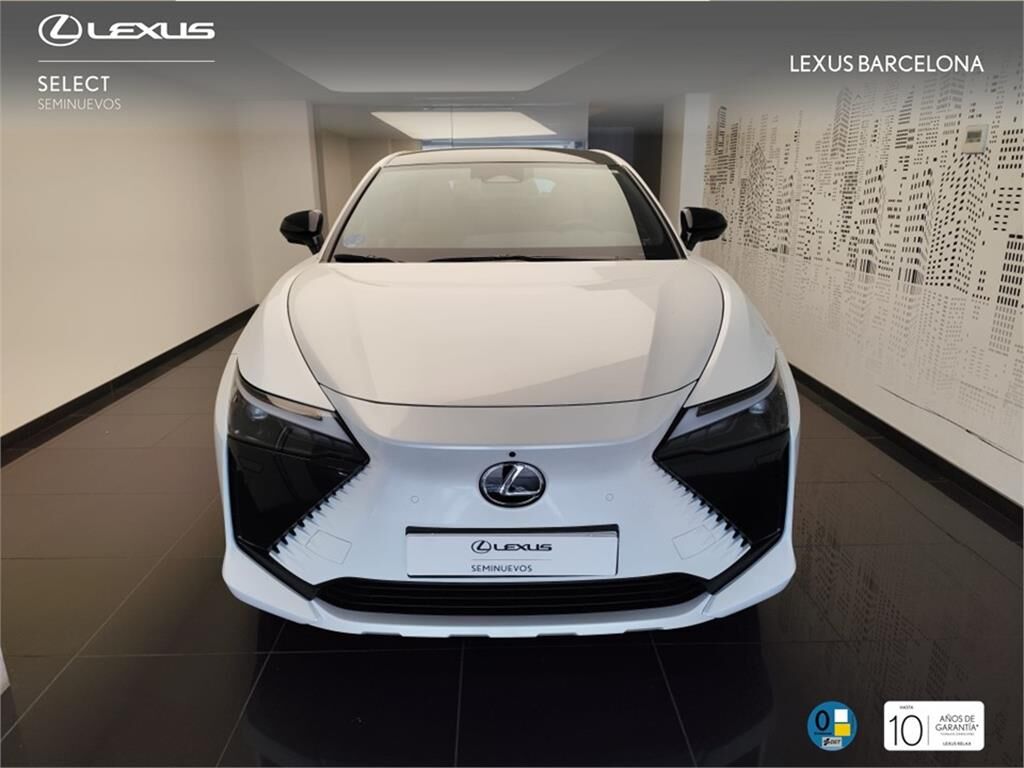 Foto del LEXUS RZ 300e e-Business