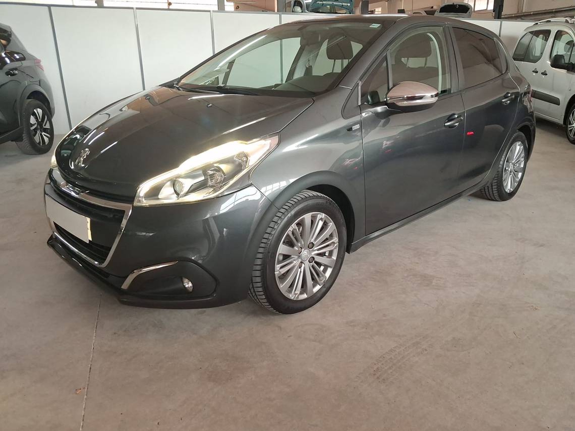 Imagen de PEUGEOT 208