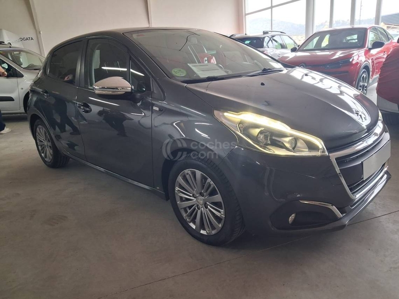 Foto del PEUGEOT 208 1.2 PureTech Style S 82