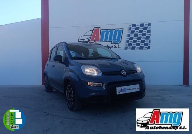 FIAT Panda (Cross 1.0 Hybrid 51 kW (70 CV)) en Cádiz