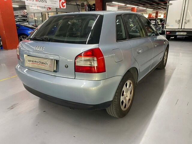 Foto del AUDI A3 1.6 Ambiente