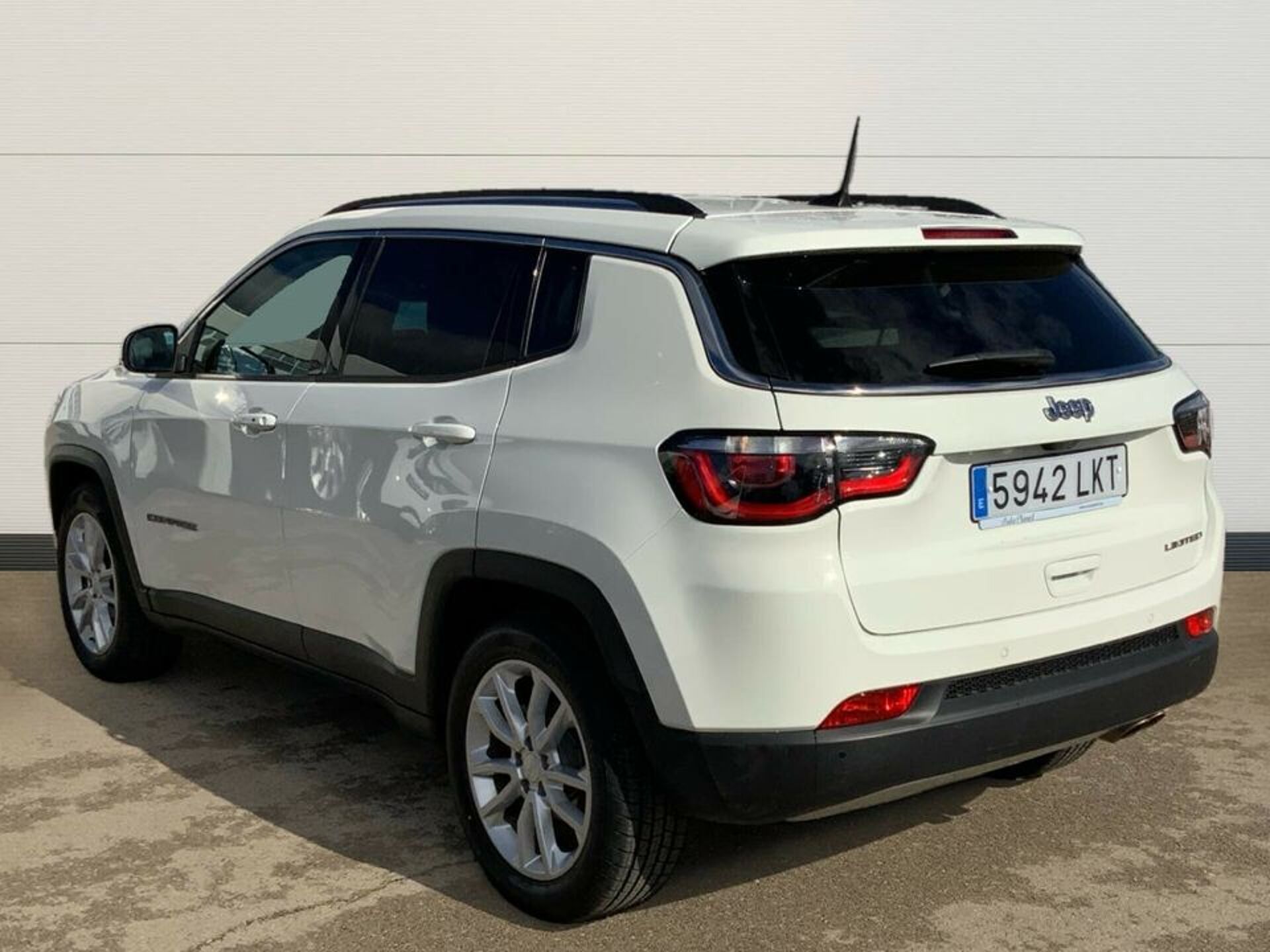 Imagen 3 de JEEP Compass
