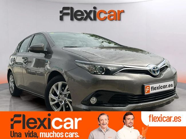 TOYOTA Auris (1.8 140H Hybrid Active) en Barcelona