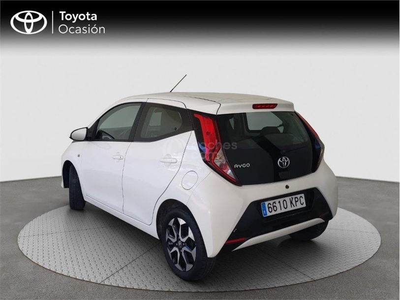 Foto del TOYOTA Aygo 70 x-play