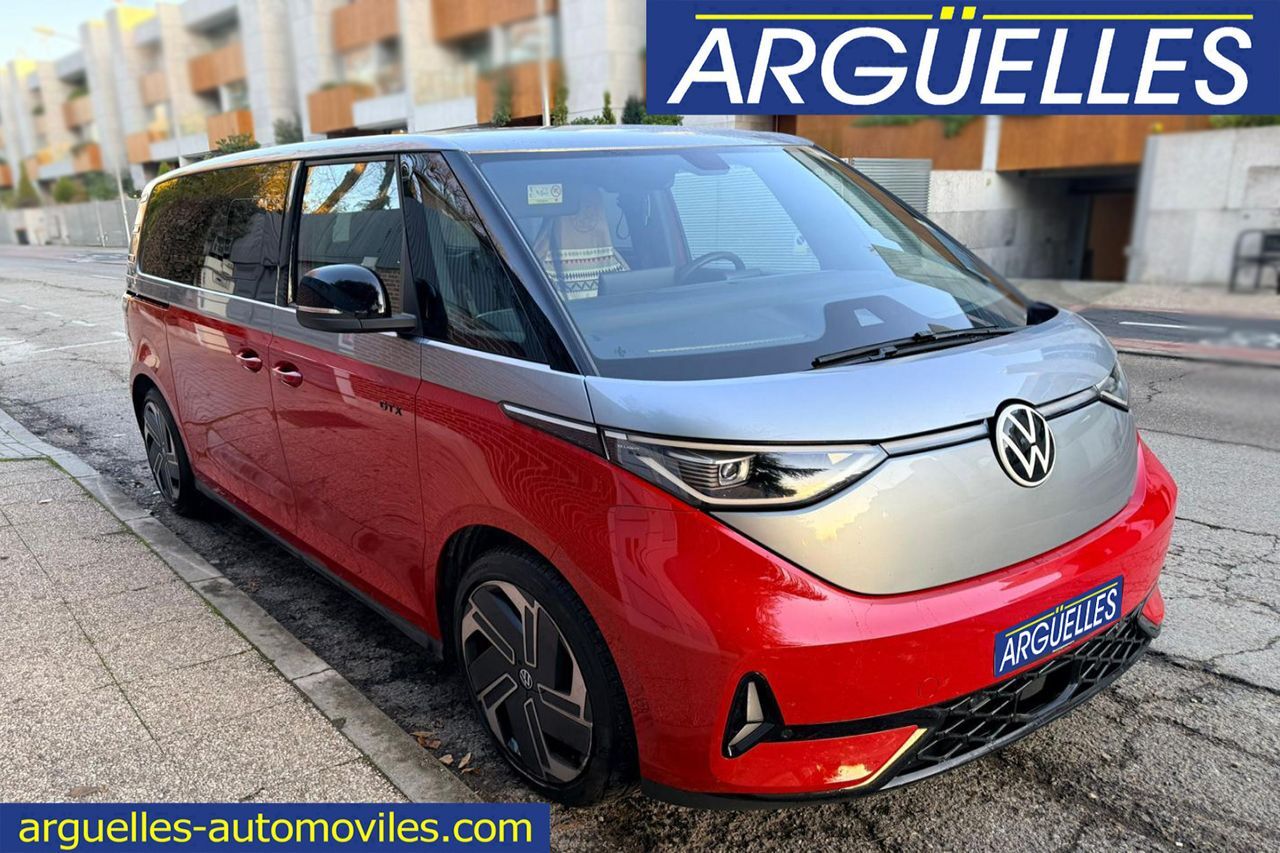 VOLKSWAGEN IDBuzz (GTX 7 asientos 340CV 4Motion) en Madrid