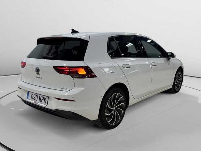 Foto del VOLKSWAGEN Golf 1.0 eTSI Life DSG 81kW