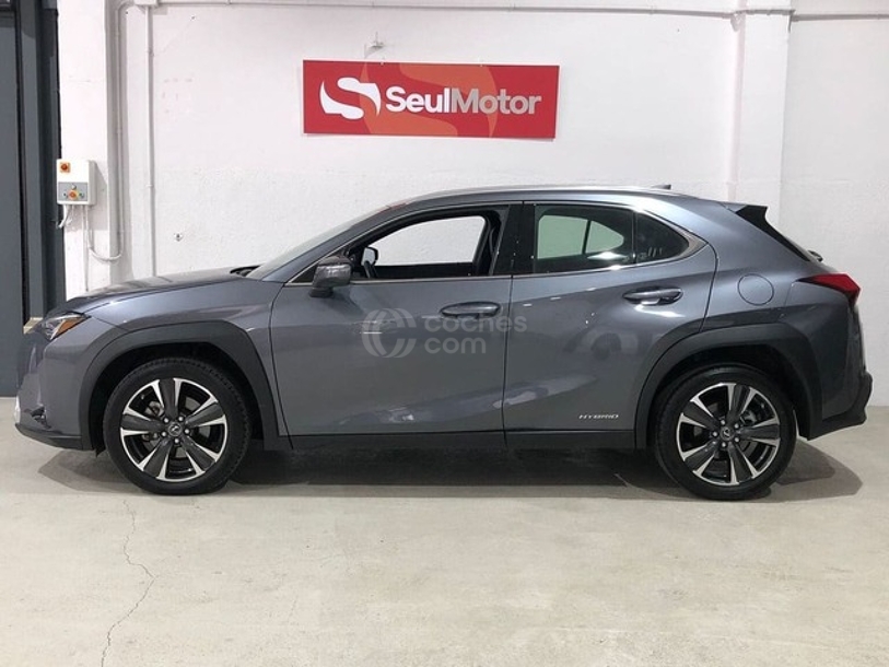 Foto del LEXUS UX 250h Premium 4WD