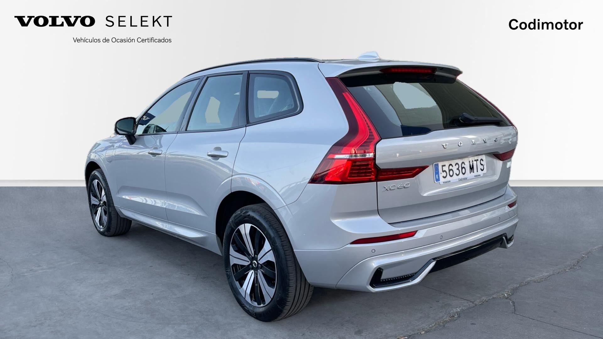 Foto del VOLVO XC60 T6 Recharge Plus Dark