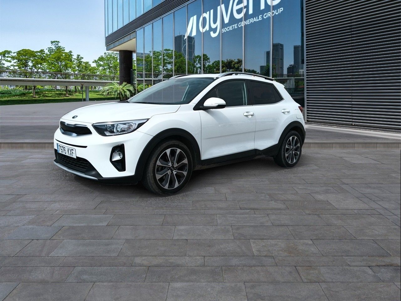 KIA Stonic (1.0 T-GDi Drive DCT 88 kW (120 CV)) en Madrid