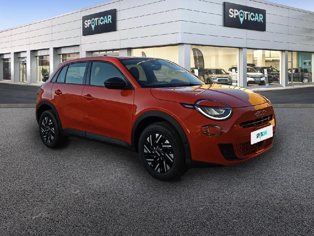 FIAT 600 (NUEVO 600 MHEV 1.2 74KW 100CV DDCT) en Alicante