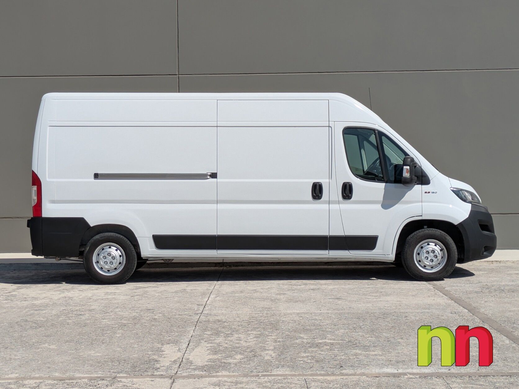 Foto del FIAT Ducato Shuttle Maxi 35 2.3Mjt L3 H2 140CV