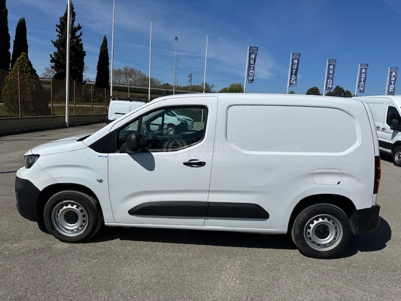 Foto del PEUGEOT Partner 1.5BlueHDI Premium Standard 1000kg 100