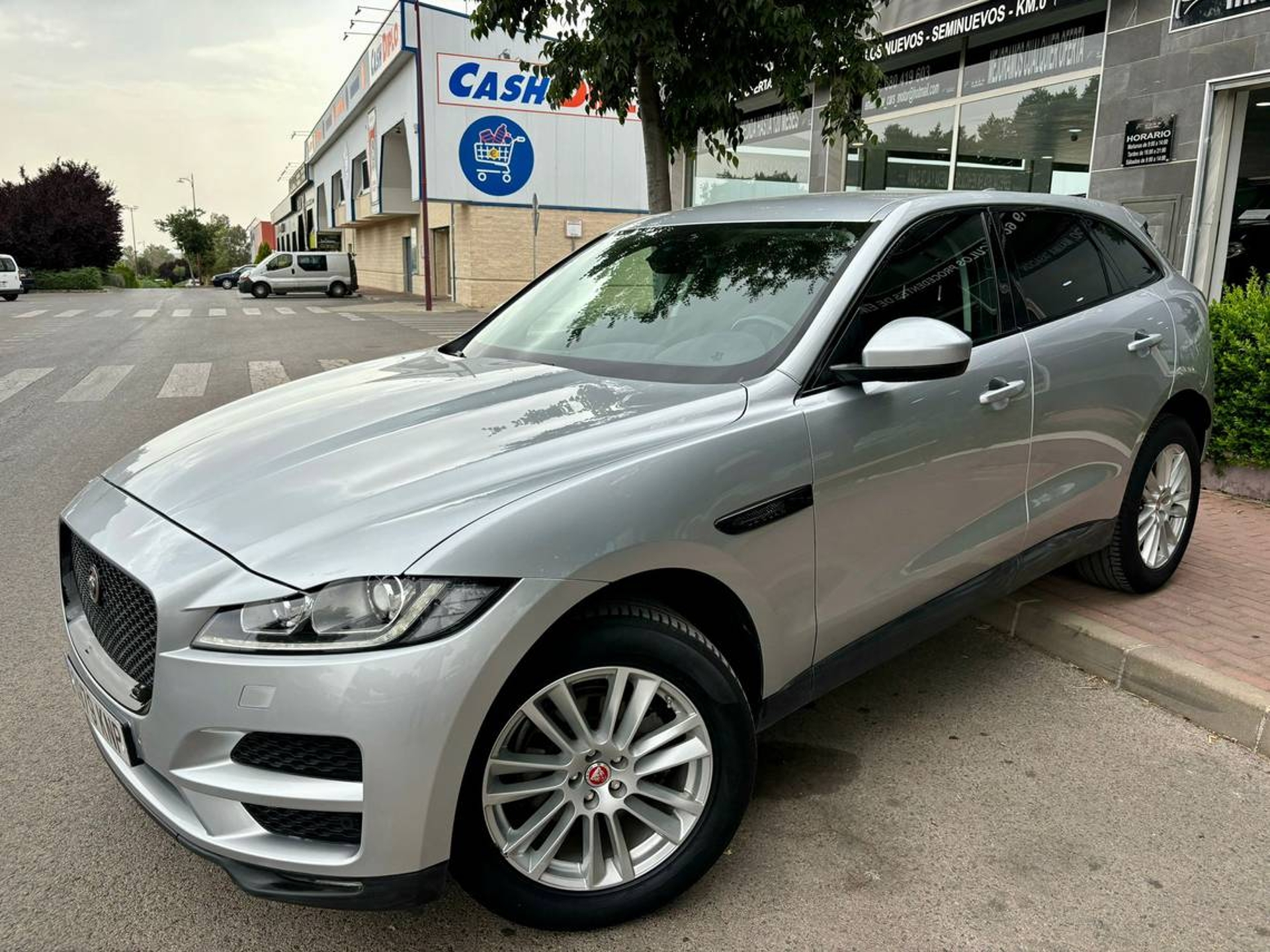 Imagen de JAGUAR F-Pace