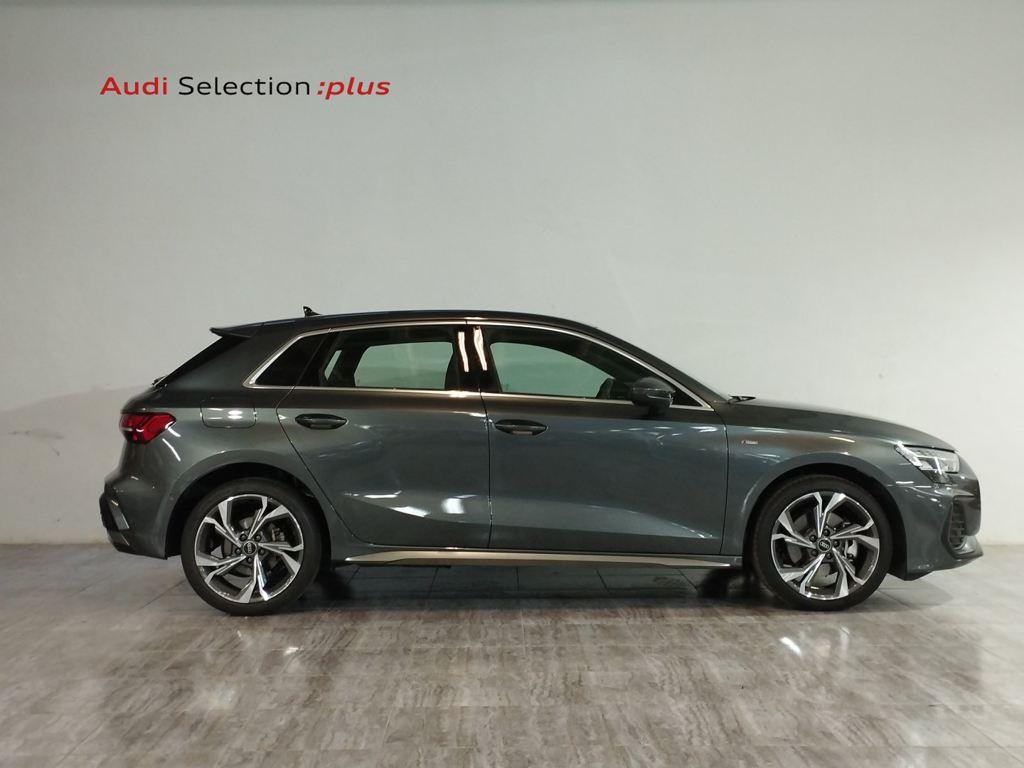 Foto del AUDI A3 Sportback 40 TFSIe S line S tronic