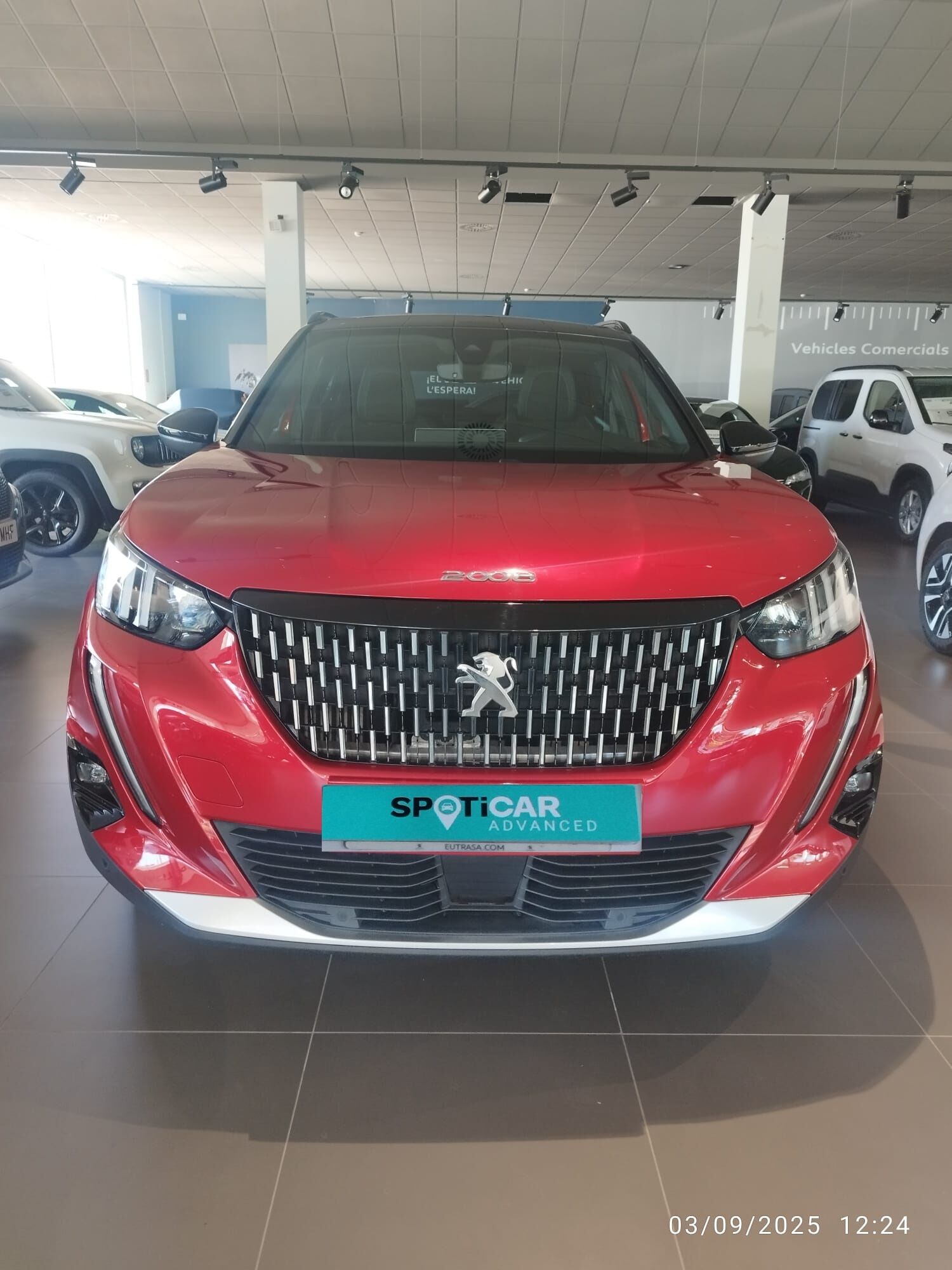 PEUGEOT 2008 (GT Pack BlueHDI 130 S&S EAT8) en Barcelona