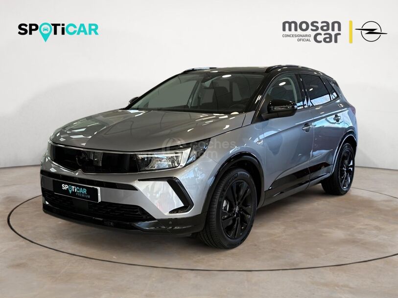 Foto del OPEL Grandland 1.2T XHT Hybrid MHEV S&S GS Aut. 136