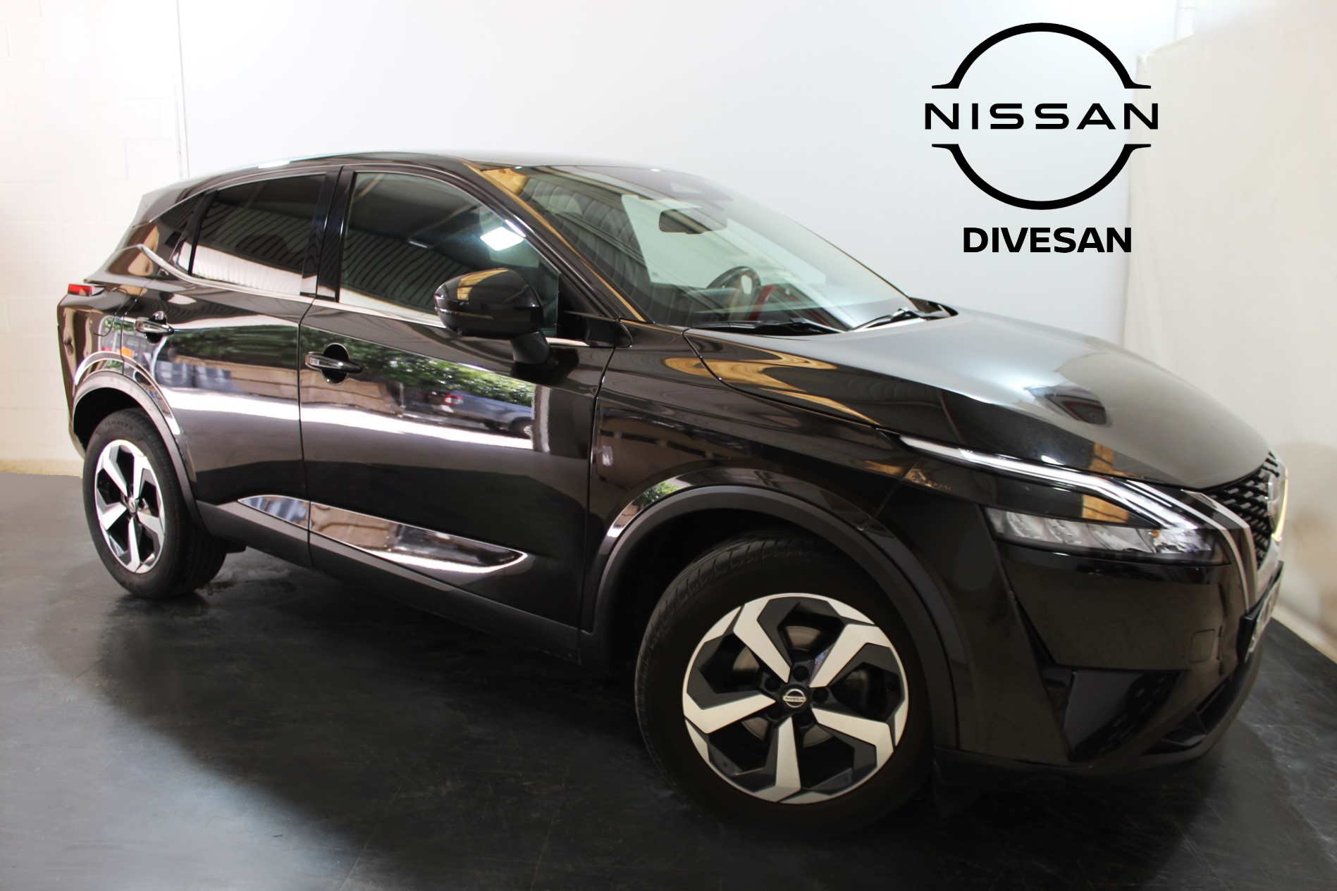 NISSAN Qashqai (1.3 DIG-T MHEV 103KW N-GO 5P) en Sevilla
