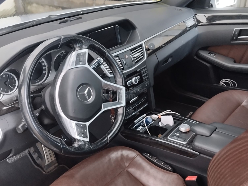 Foto del MERCEDES Clase E E Estate 250CDI BE Elegance 4M 7G Plus (9.75)