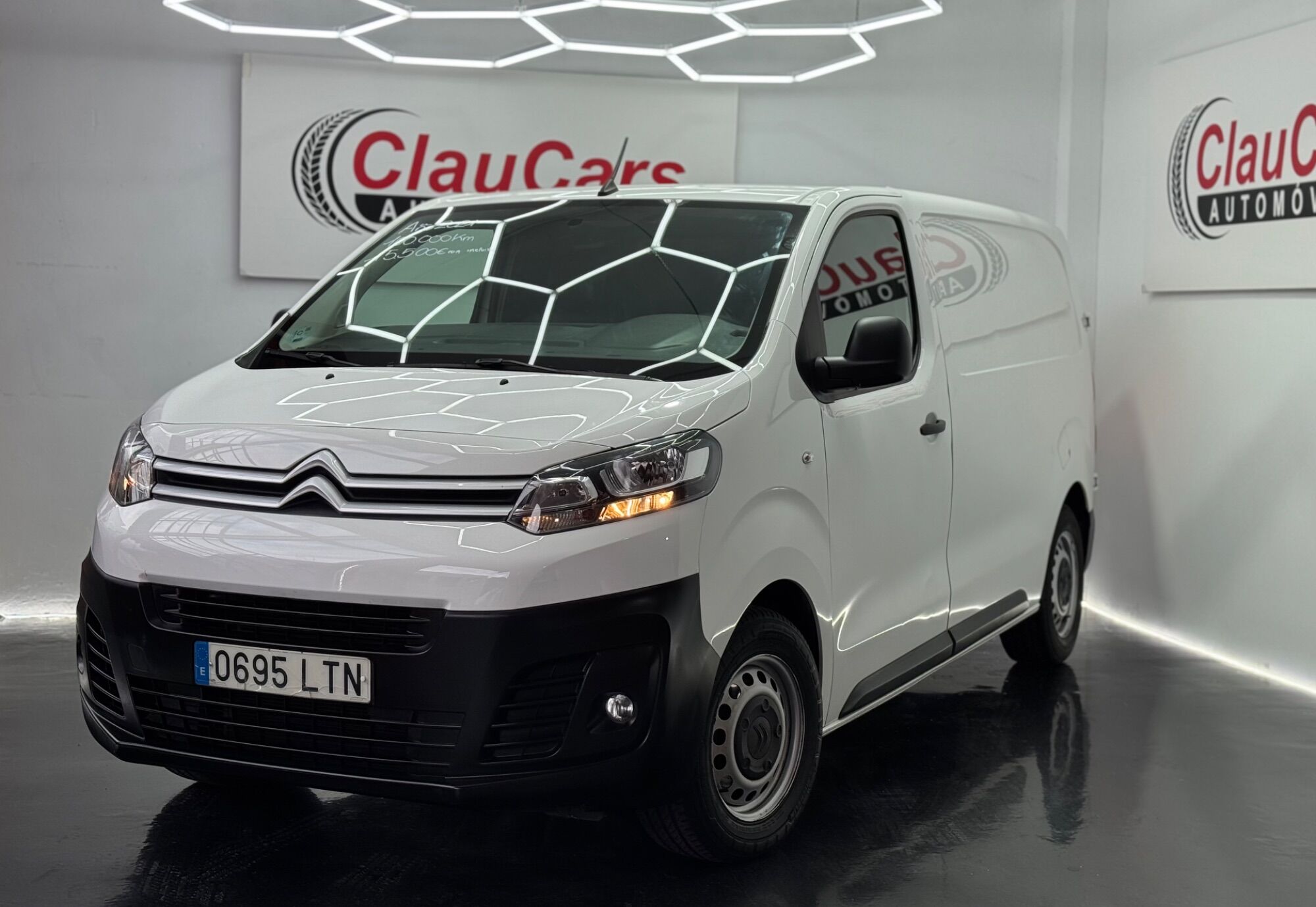 Foto del CITROEN Jumpy Fg. BlueHDI Talla M S&S Control 100