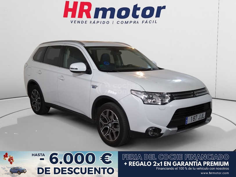 Foto del MITSUBISHI Outlander PHEV Kaiteki