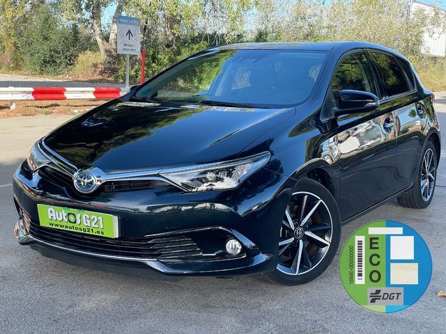 TOYOTA Auris (140H Hybrid Feel! 100 kW (136 CV)) en Barcelona