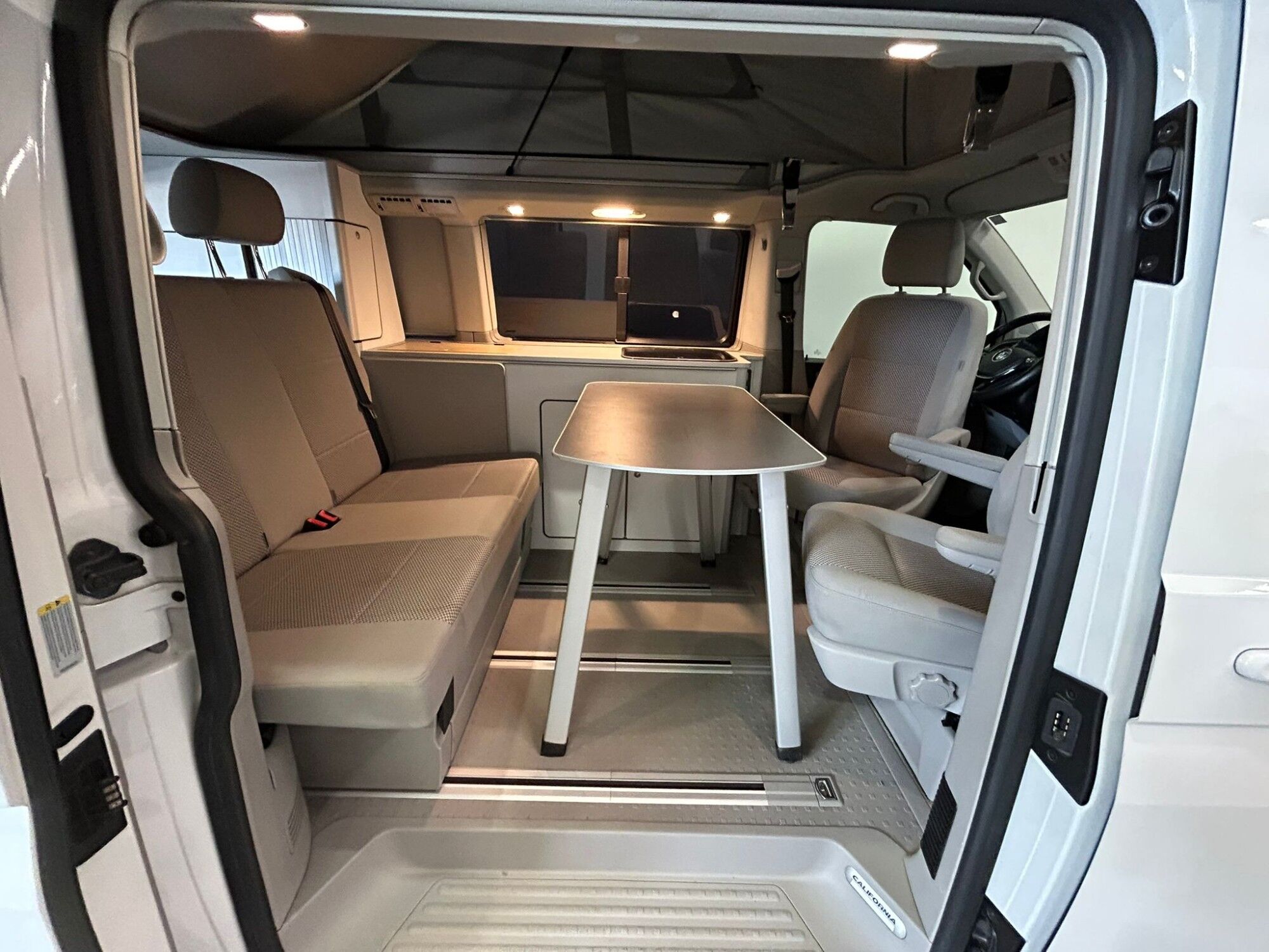 Foto del VOLKSWAGEN California 2.0TDI BMT Beach DSG 110kw