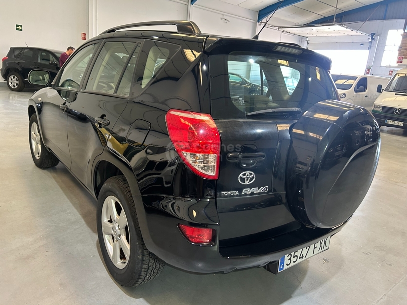 Foto del TOYOTA RAV-4 2.0 Executive Aut.