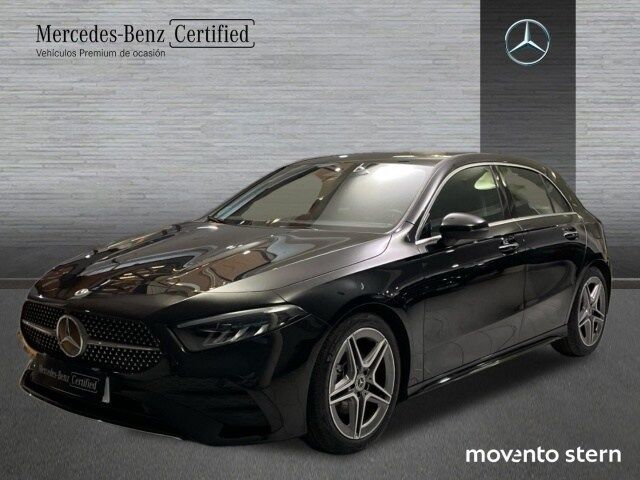 MERCEDES Clase A (180 100 kW (136 CV)) en Barcelona