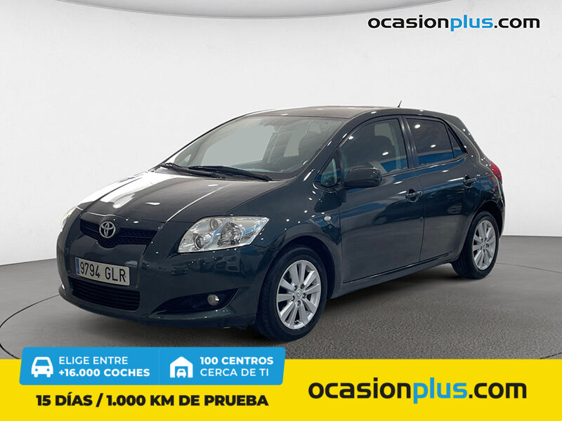 TOYOTA Auris (2.0 D-4D Sol 93 kW (126 CV)) en Madrid