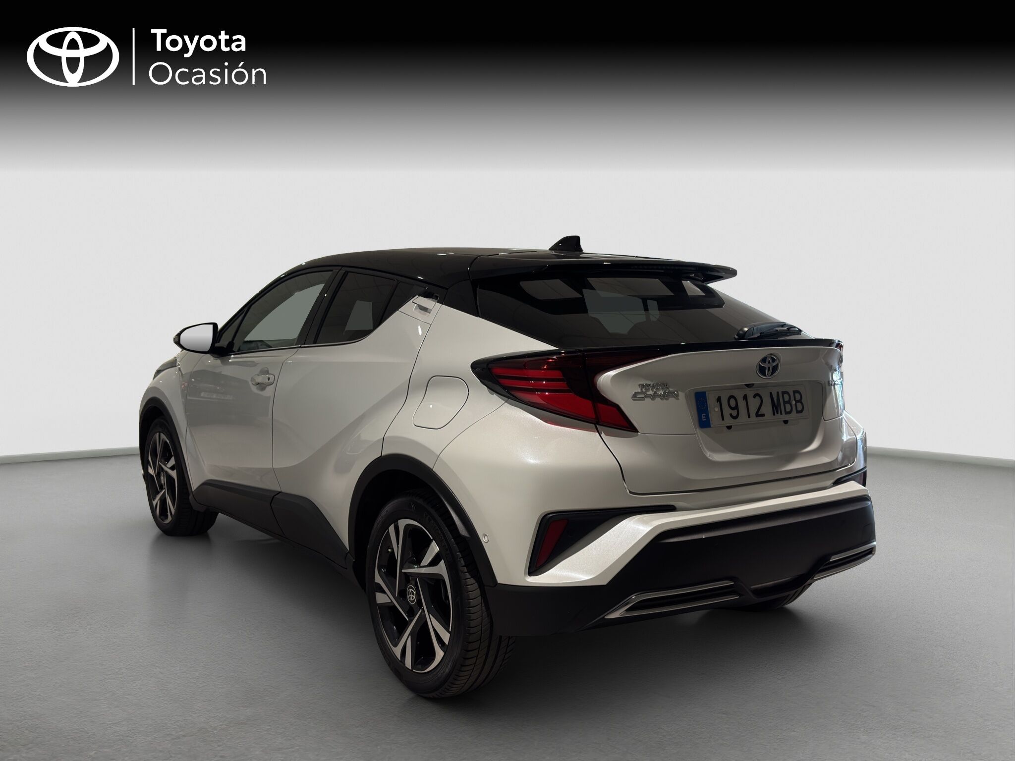 Foto del TOYOTA C-HR 180H Advance
