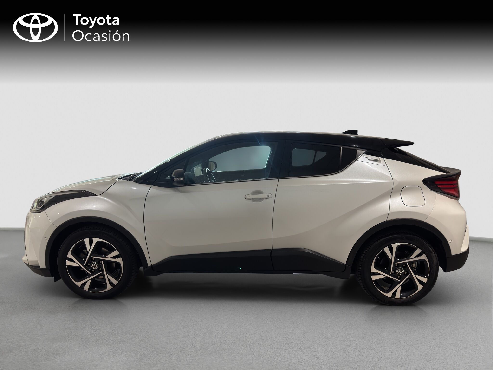 Foto del TOYOTA C-HR 180H Advance
