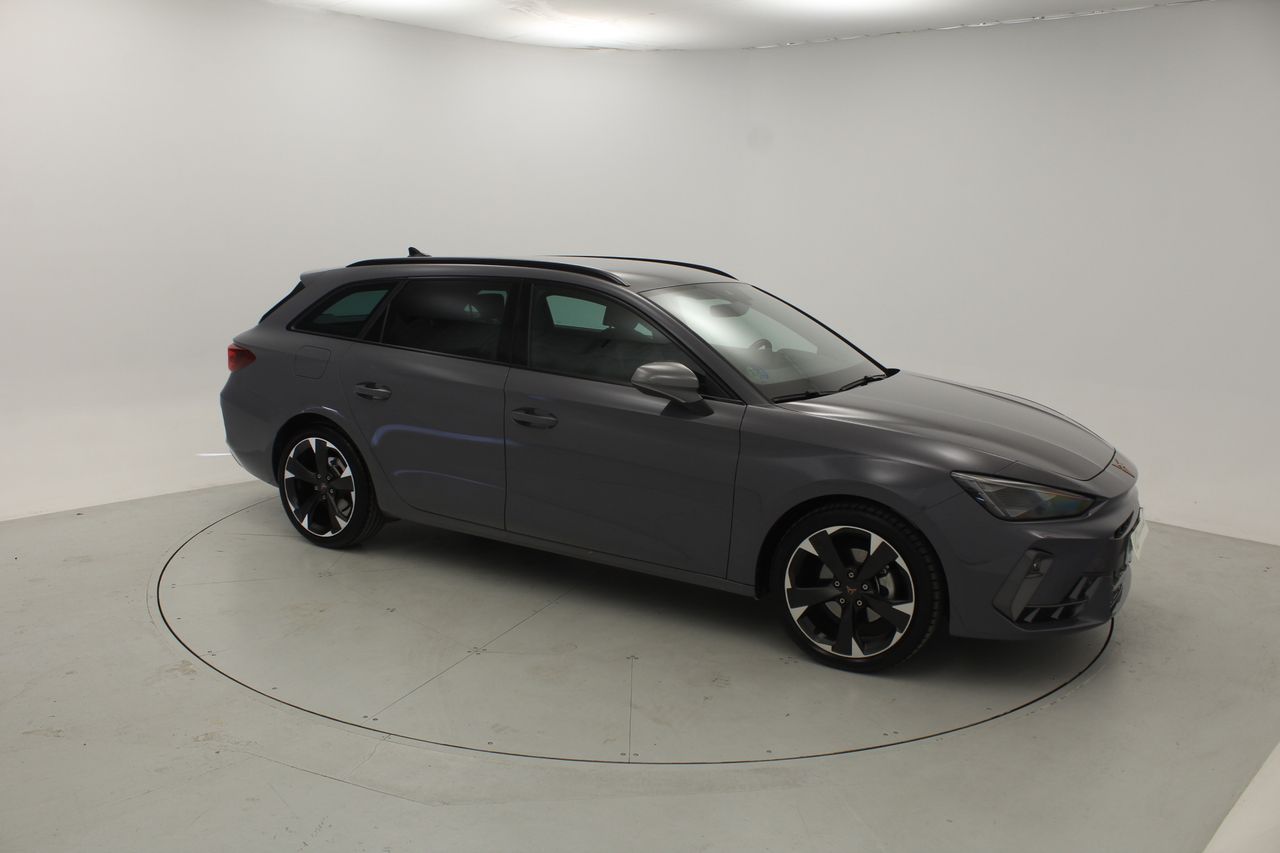 Foto del CUPRA León 1.5 ETSI DSG 110Kw