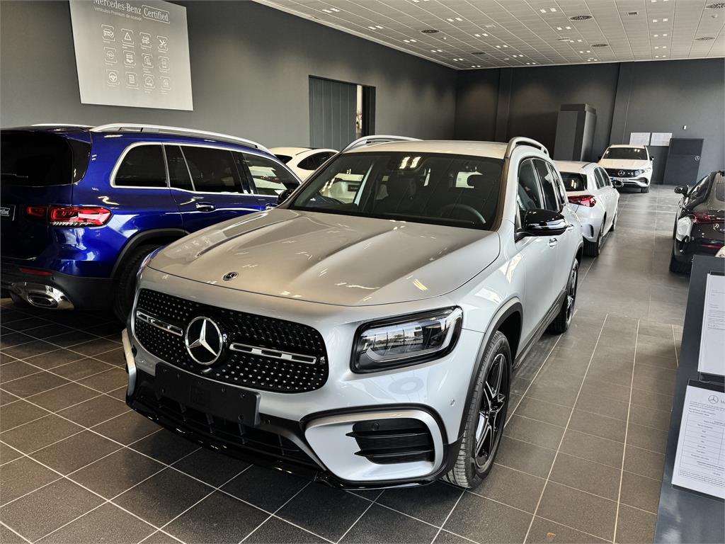 MERCEDES Clase GLB (GLB 200 d) en Valencia
