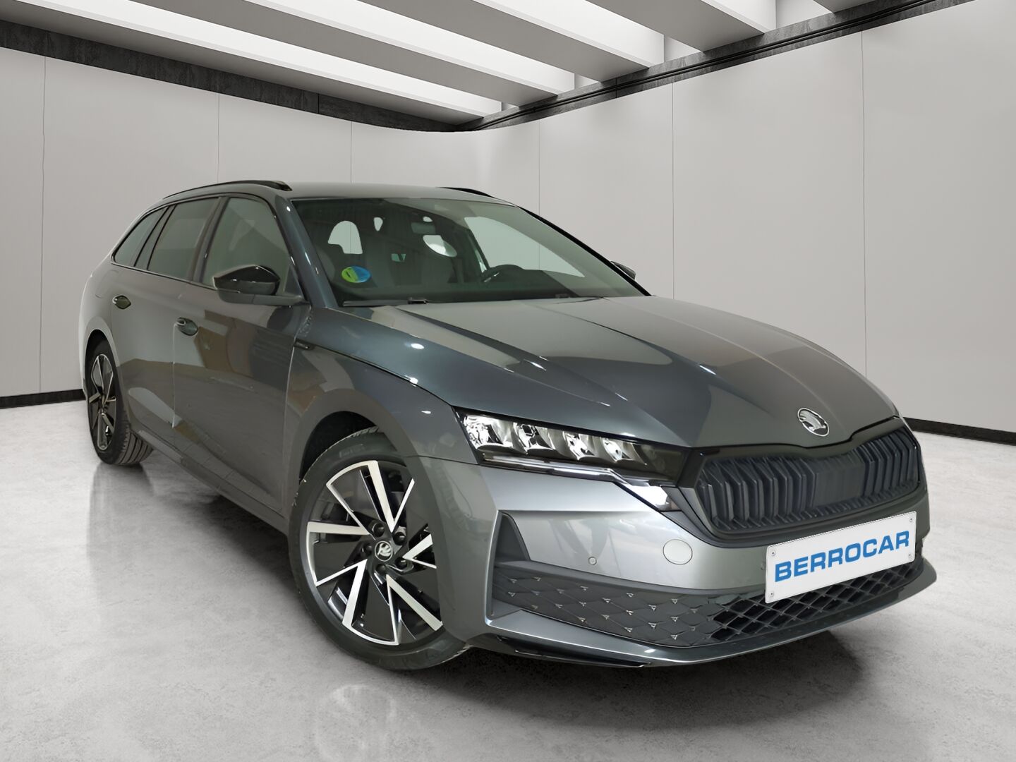 SKODA Octavia (1.5 TSI m-HEV Sportline DSG 110 kW (150 CV)) en Sevilla
