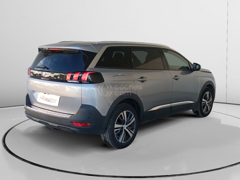 Foto del PEUGEOT 5008 5008 1.2 PureTech S&S Allure 130