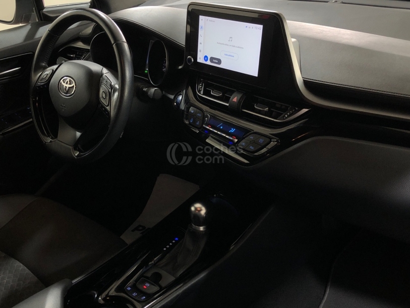 Foto del TOYOTA C-HR 200H Advance