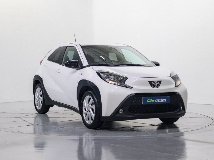 Foto del TOYOTA Aygo X Cross Play